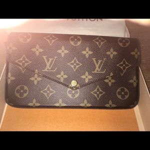 Louis Vuitton Pouchette Felicie